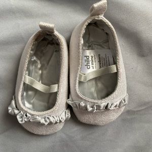 Newborn shoes
